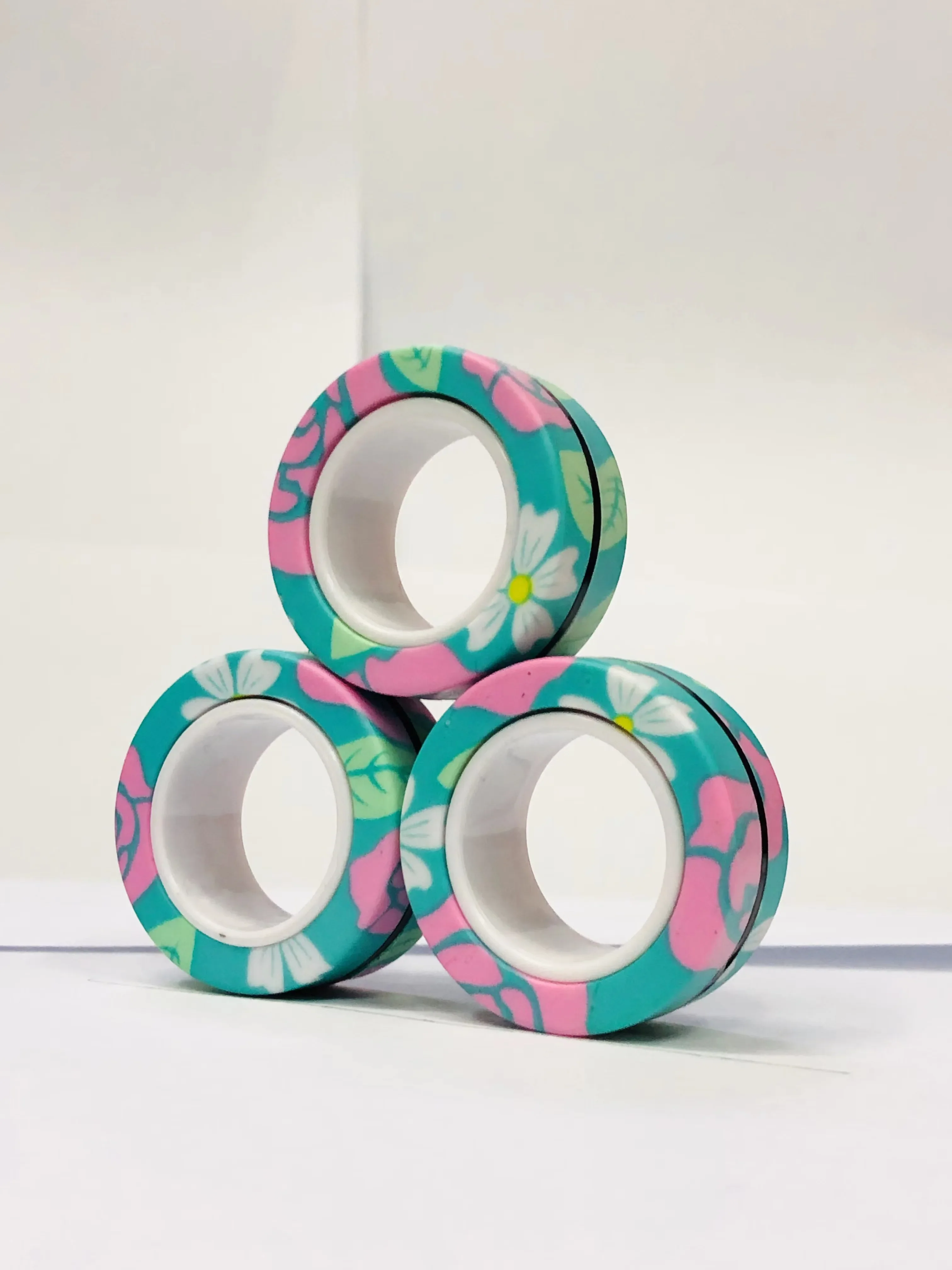 Magnetic Fidget Rings Set 3Pcs Stress Relief Spinner - Image 16