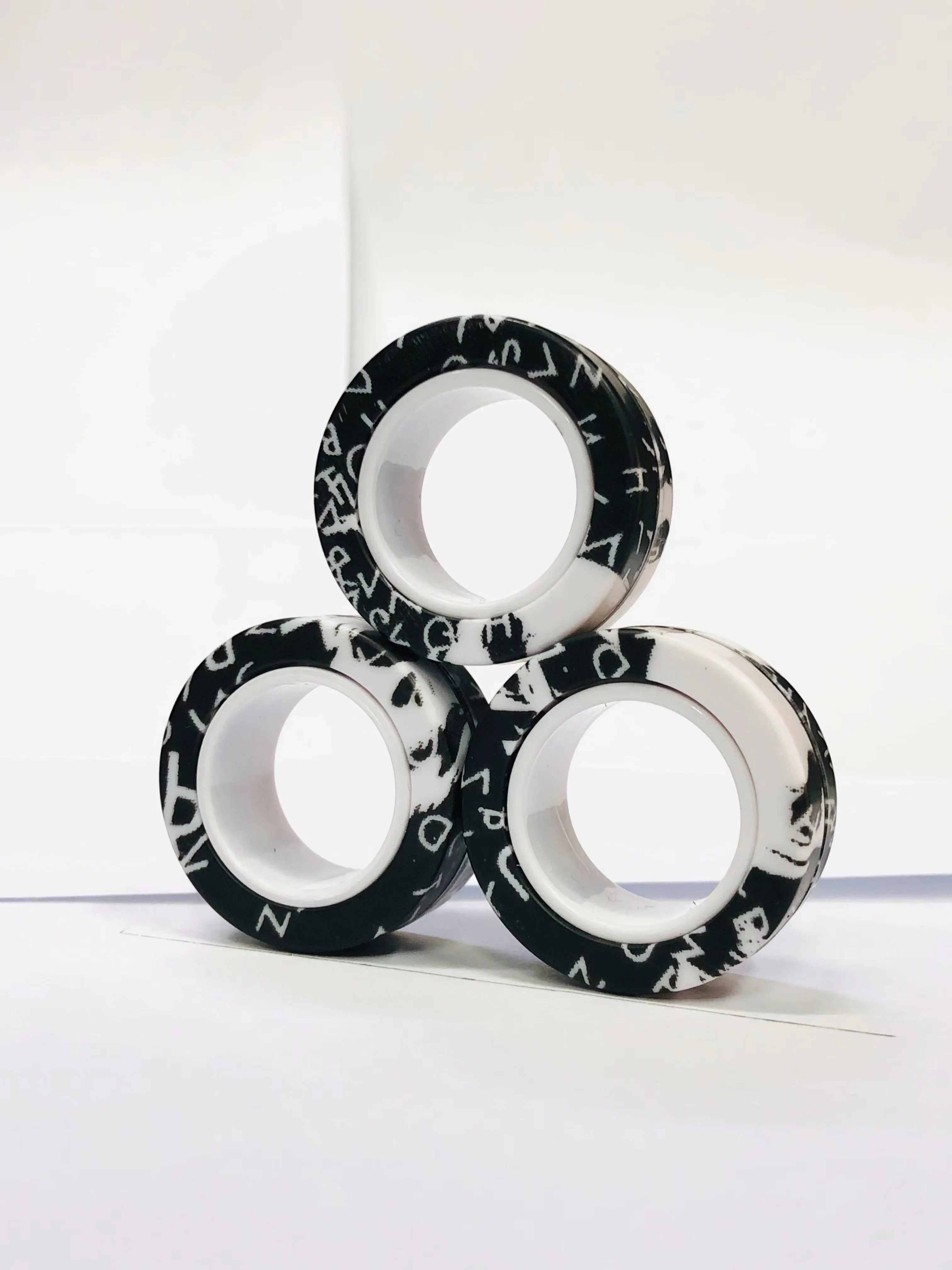 Magnetic Fidget Rings Set 3Pcs Stress Relief Spinner - Image 40