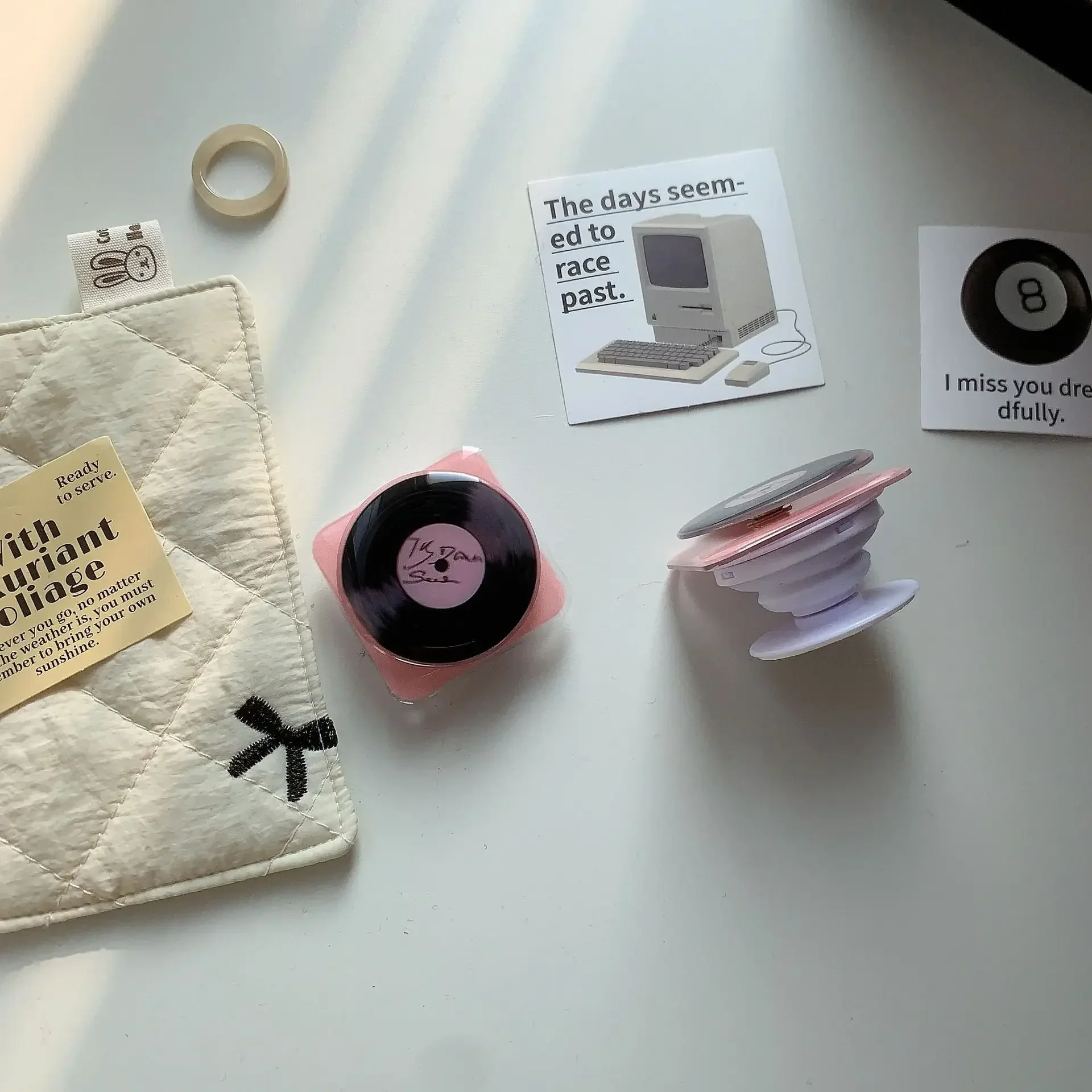Adorable Rotatable Pink Vinyl Record Phone Holder Stand - Lazy Desktop Accessory for iPhone & Android - Image 3