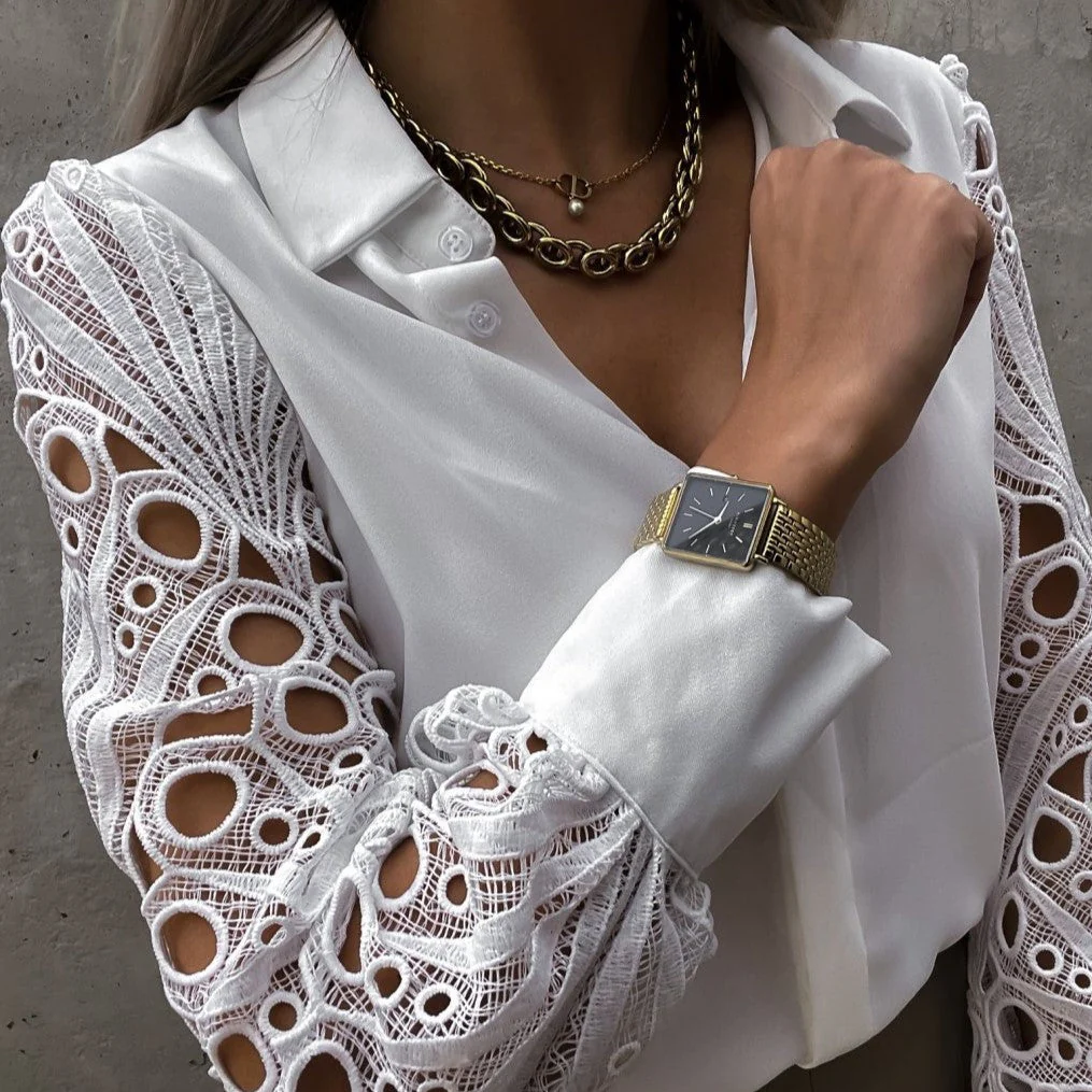 Breathable women's blouse – feminine cut, cotton, for special occasions - Image 2