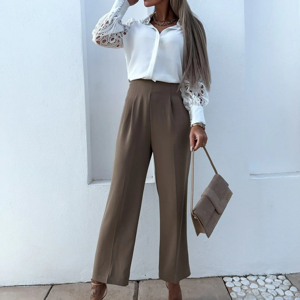 Breathable women's blouse – feminine cut, cotton, for special occasions - Image 3