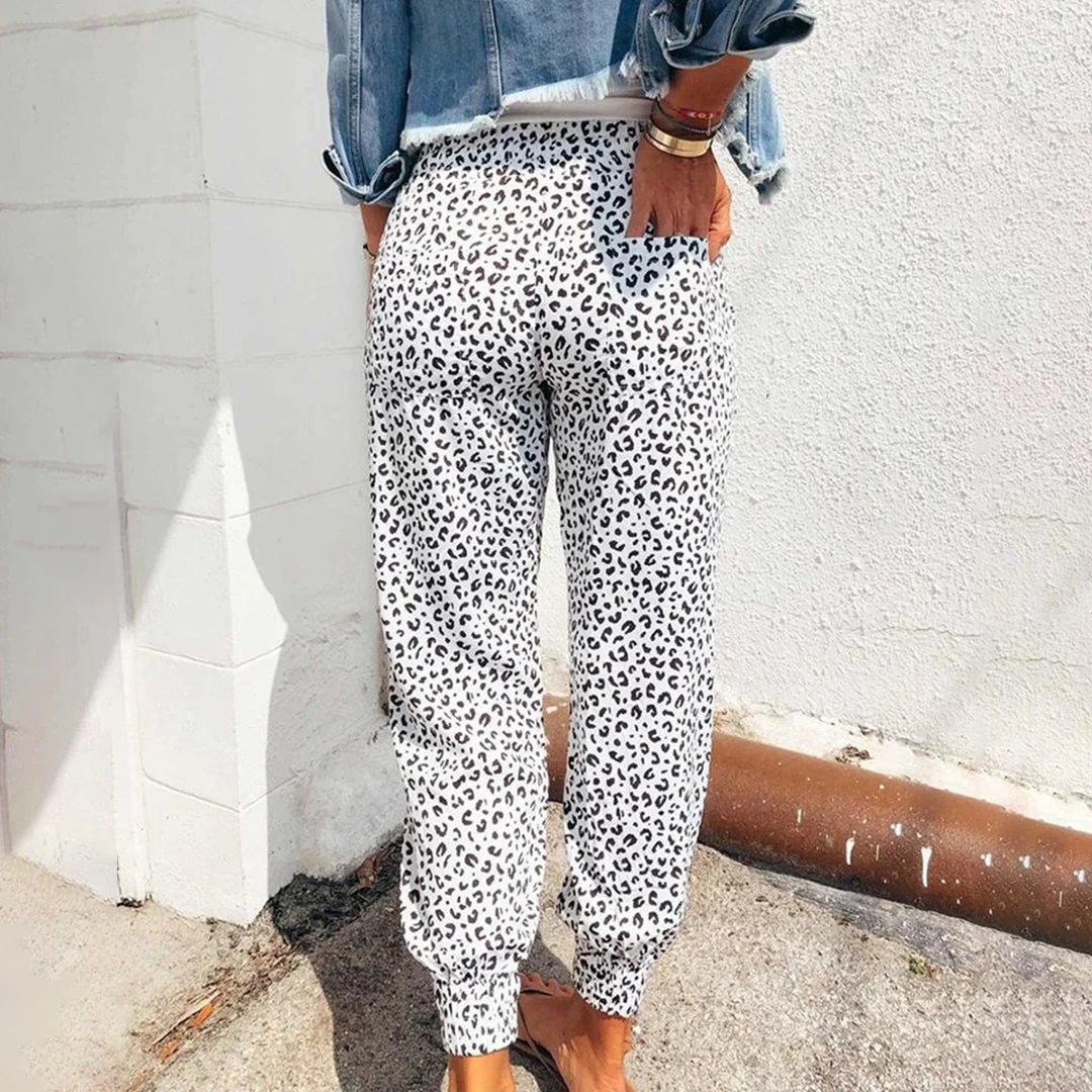 Breathable women’s jogger pants – unique leopard pattern, polyester, for casual activities - Image 2
