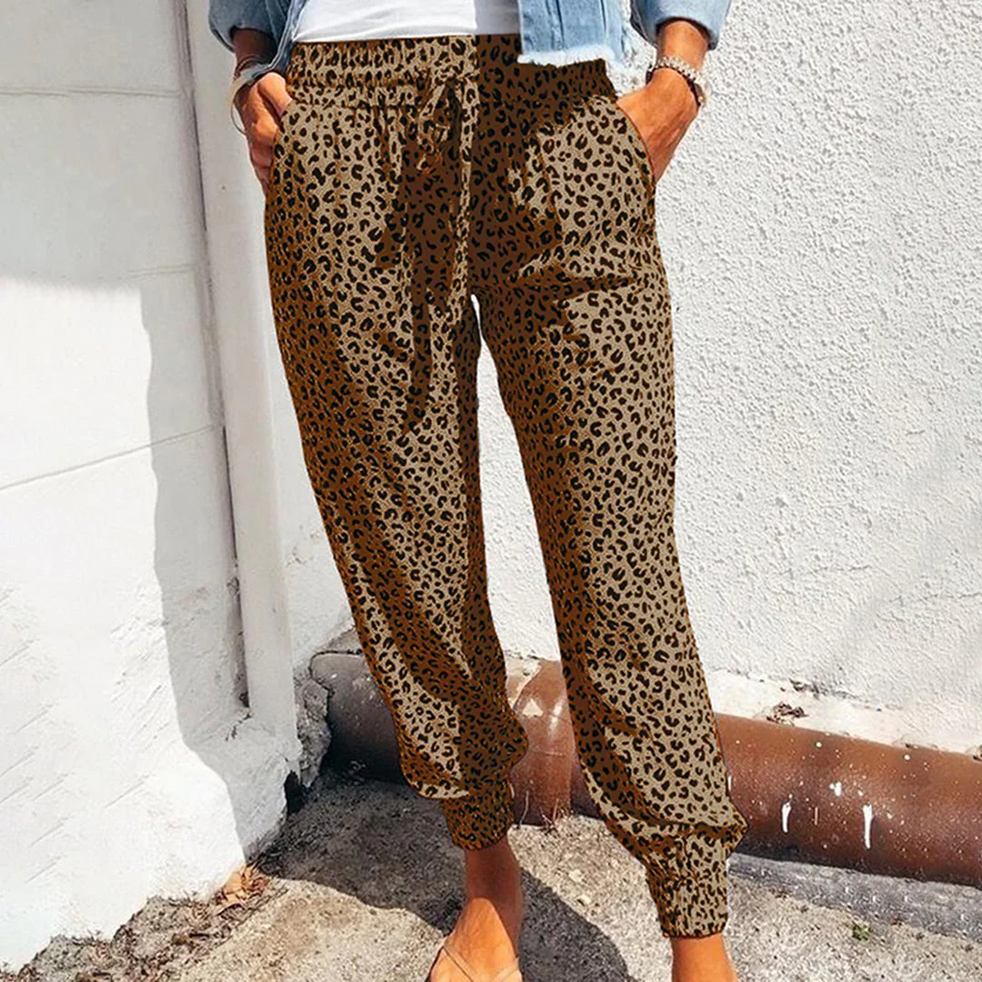 Breathable women’s jogger pants – unique leopard pattern, polyester, for casual activities - Image 4