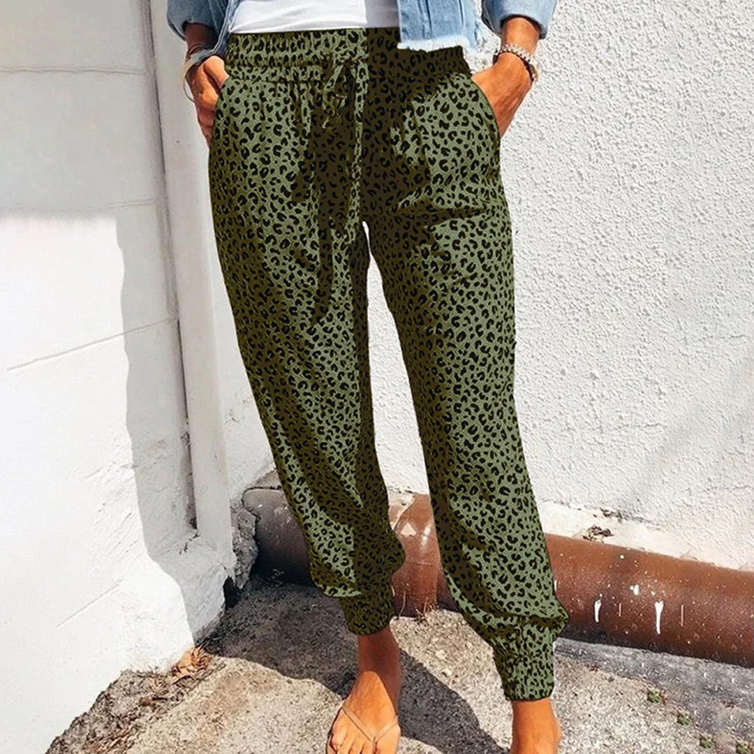 Breathable women’s jogger pants – unique leopard pattern, polyester, for casual activities - Image 6