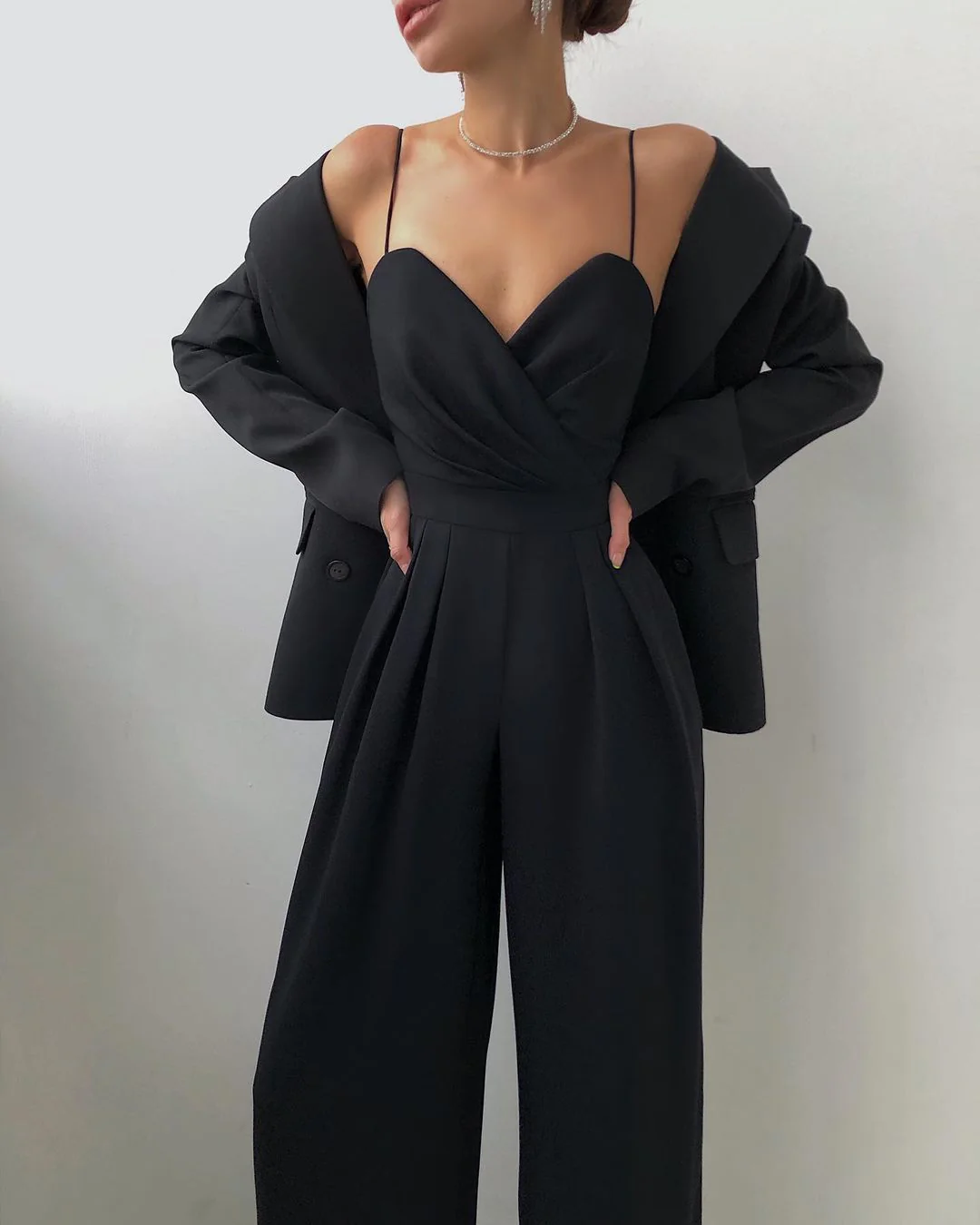 Breathable women's jumpsuit – high waist, straight leg, for summer events - Image 2
