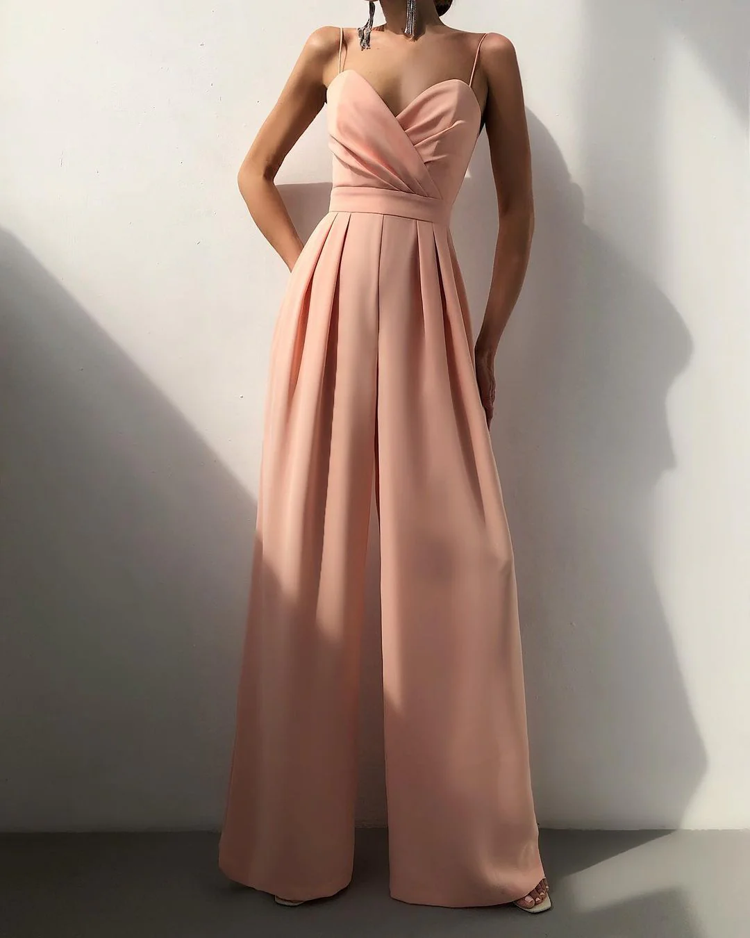 Breathable women's jumpsuit – high waist, straight leg, for summer events - Image 8
