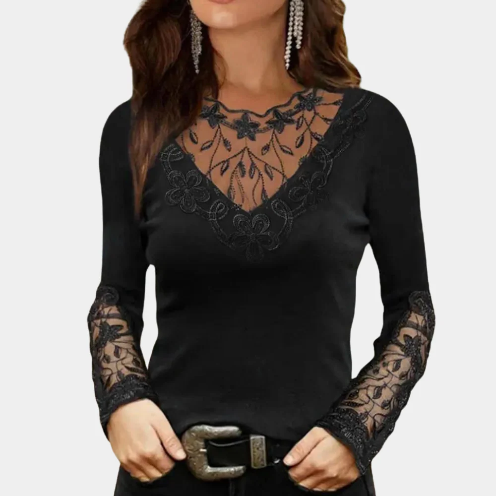 Breathable women's lace blouse – sophisticated design, lightweight fabric, for summer outings - Image 2