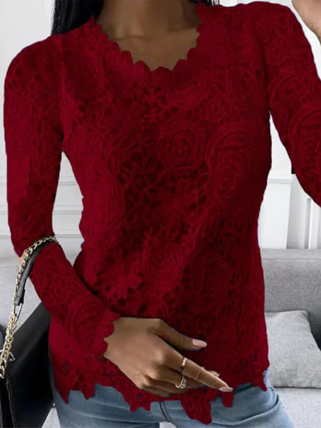 Breathable women's long-sleeve top – floral print, soft fabric, for year-round wear - Image 3