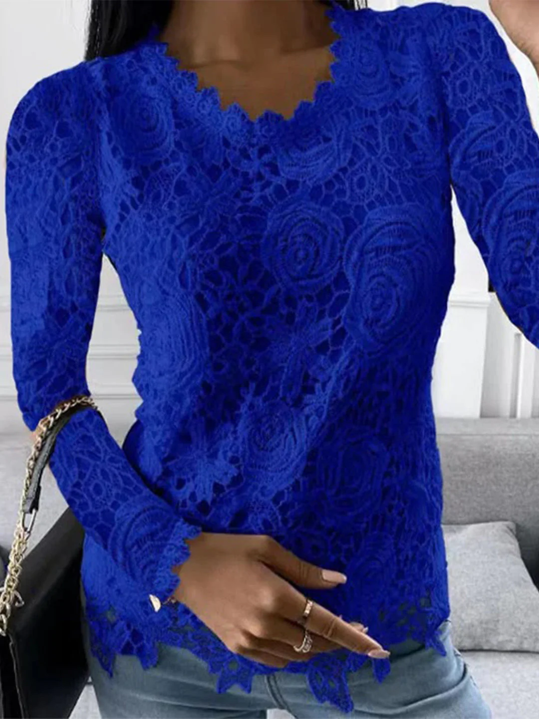 Breathable women's long-sleeve top – floral print, soft fabric, for year-round wear - Image 4
