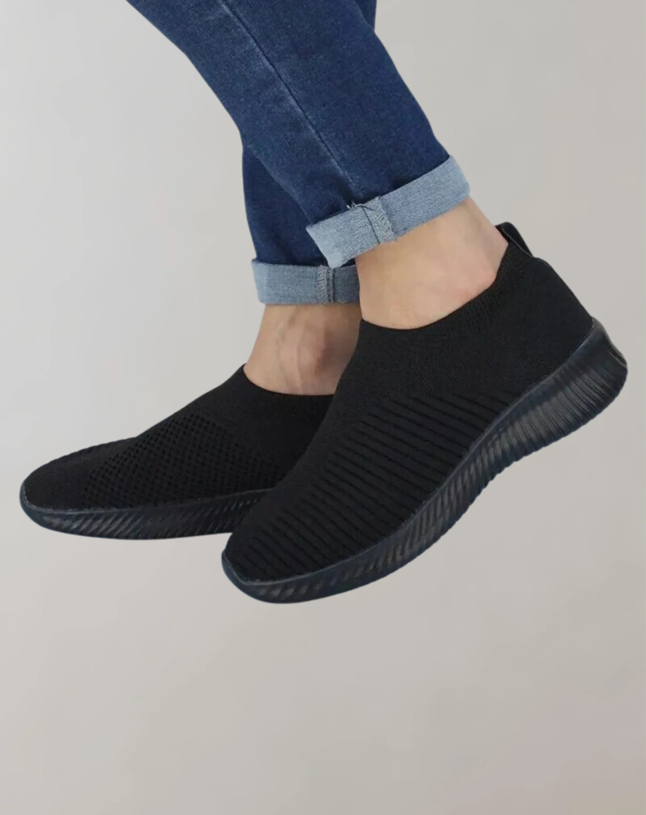 Breathable women's sneakers – lightweight mesh upper, for active lifestyle - Image 4