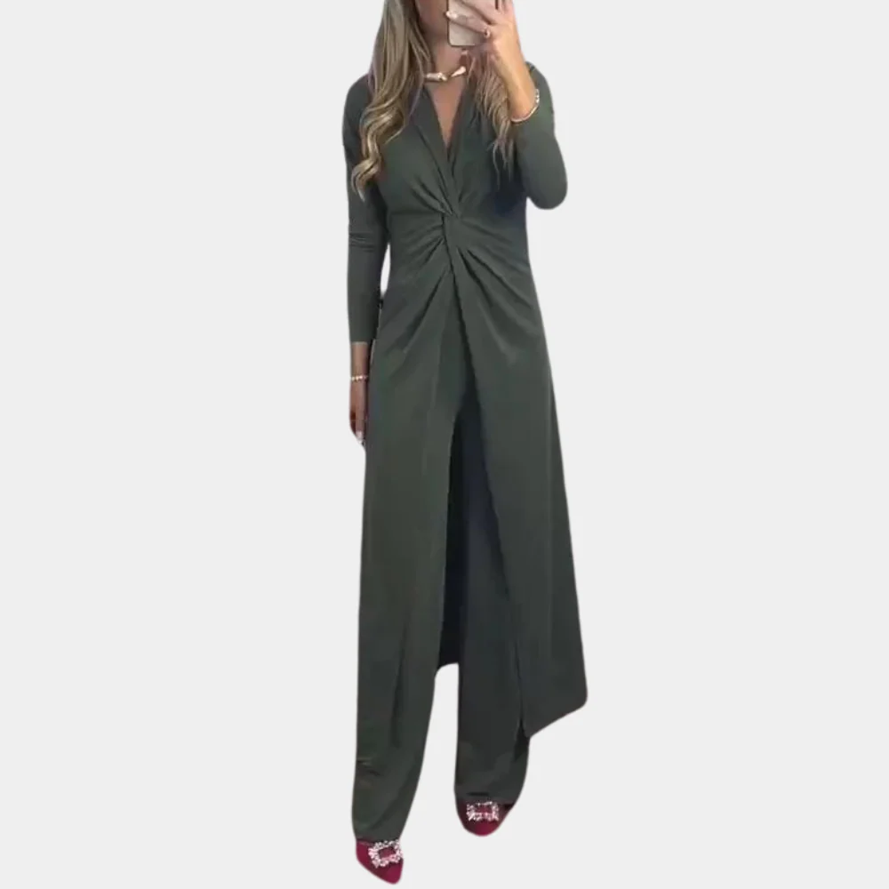 Breathable women's two-piece set – casual combination, lightweight fabric, for leisure - Image 3