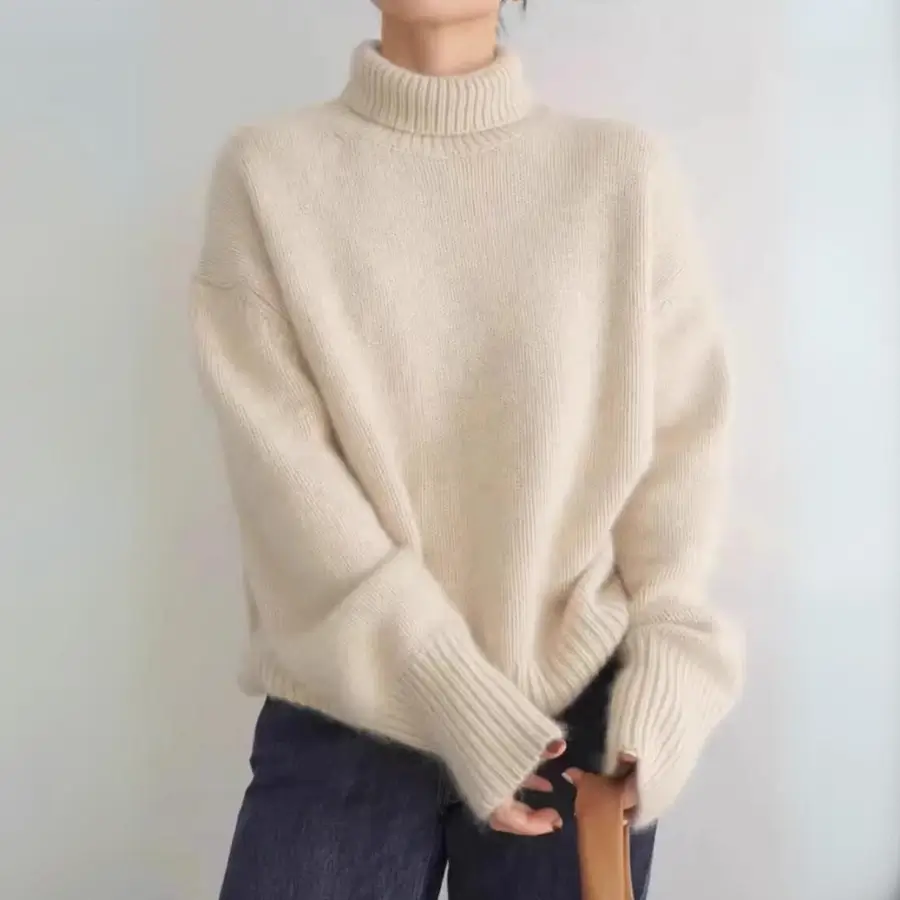 Cashmere Sweater - Soft Oversized Turtleneck Knit for Women - Image 3