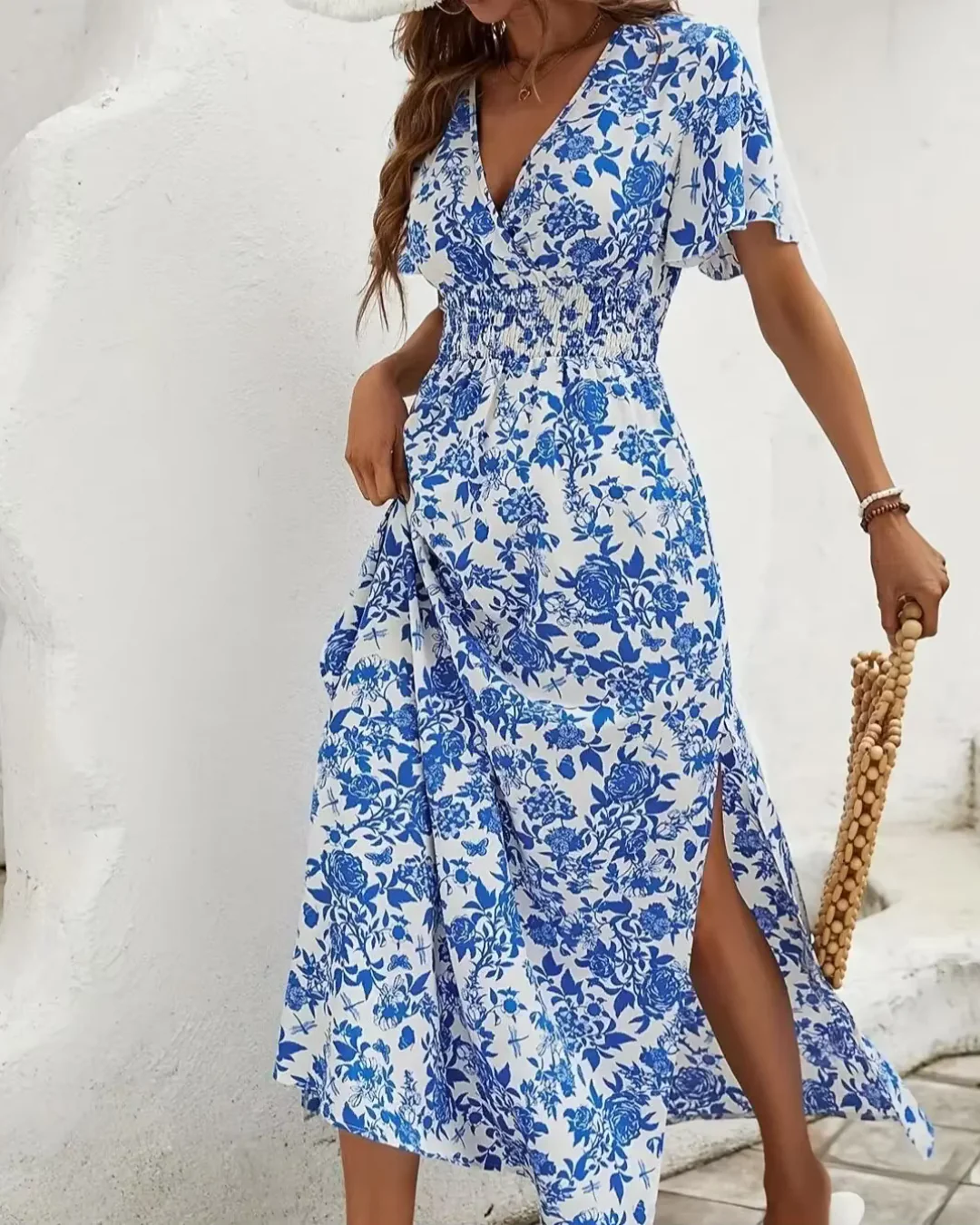 Chic Floral Women's Summer Dress, Lightweight Casual Fit, Breathable Fabric for Warm Weather Outings - Image 2