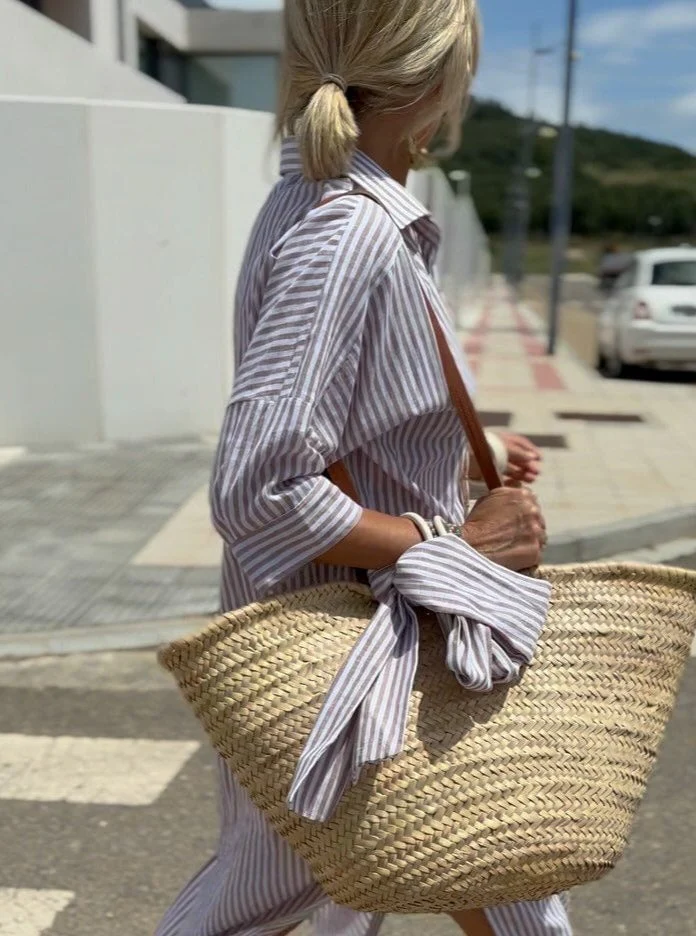 Classic Striped Women's Dress with Lace Trim, Elegant Summer Dress for Versatile Styling - Image 10