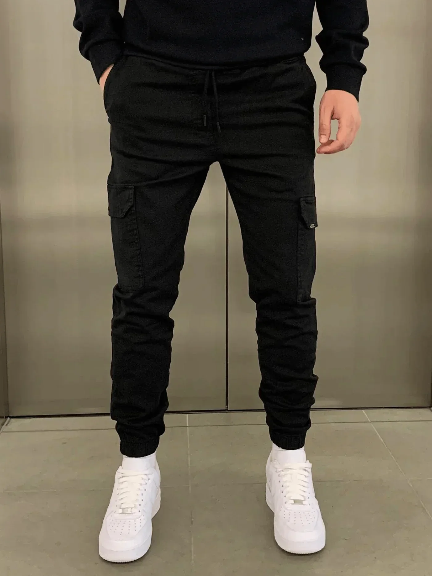 Comfortable Loose Fit  Cargo Pants for Women with Practical Pockets and Elastic Waistband - Image 7