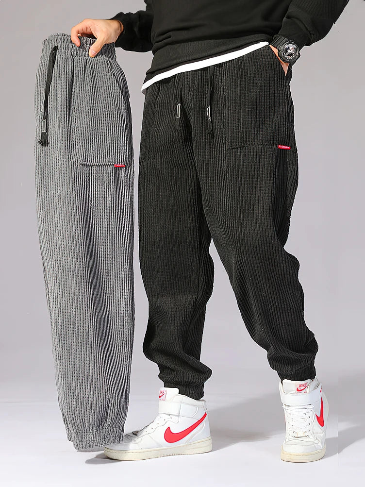Comfortable men's wide corduroy joggers – relaxed fit, breathable fabric, for casual outings - Image 2