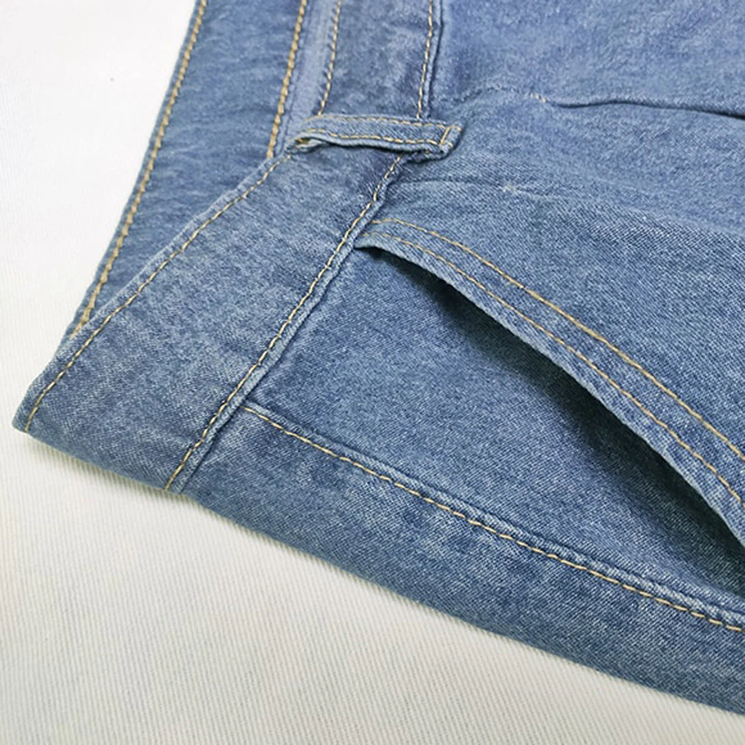 Comfortable women's jeans – relaxed fit, durable polyester, for everyday wear - Image 5