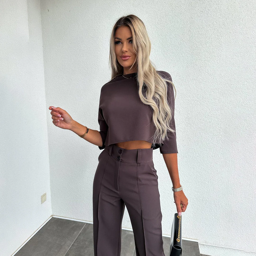 Comfortable women’s two-piece set – simple elegance, polyester, for autumn days - Image 5