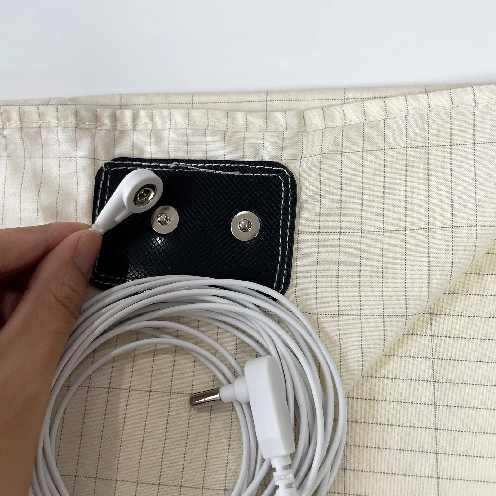 Earthing Bed Sheet Conductive Silver Antistatic Sheet - Image 3