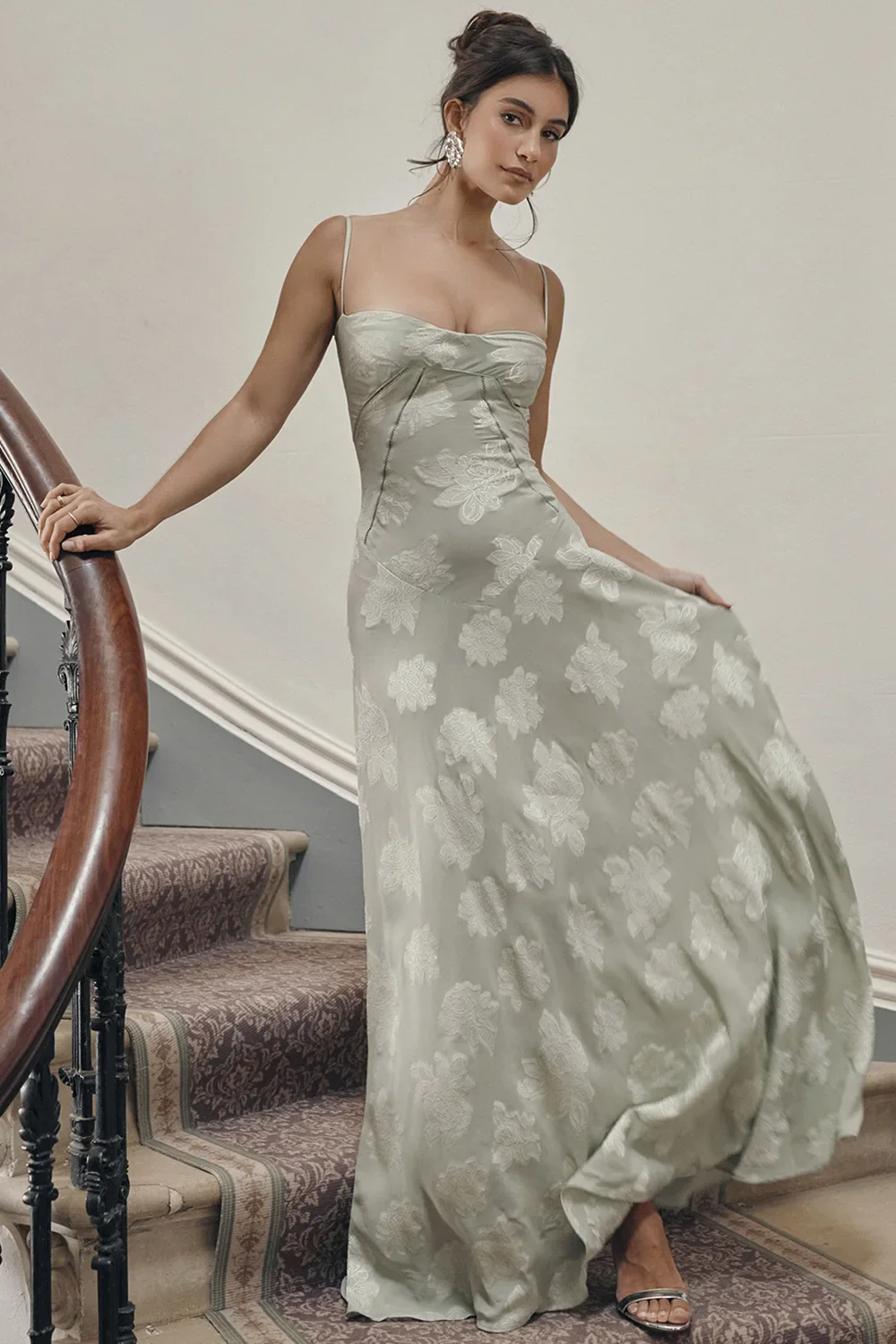 Elegant Backless Lace Maxi Dress for Women, Bodycon Evening Party Dress with Chic Design and Sophisticated Detailing - Image 3