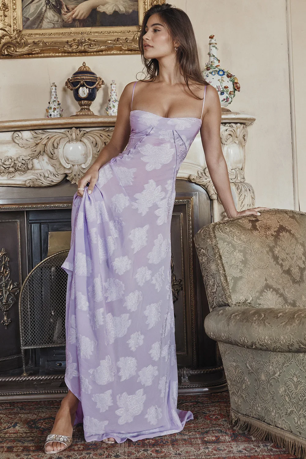 Elegant Backless Lace Maxi Dress for Women, Bodycon Evening Party Dress with Chic Design and Sophisticated Detailing - Image 4