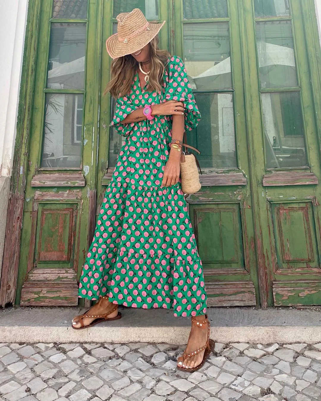 Elegant Long Sleeve Maxi Dress for Women, Flattering Floral Design, Perfect for Formal Events and Special Celebrations - Image 3