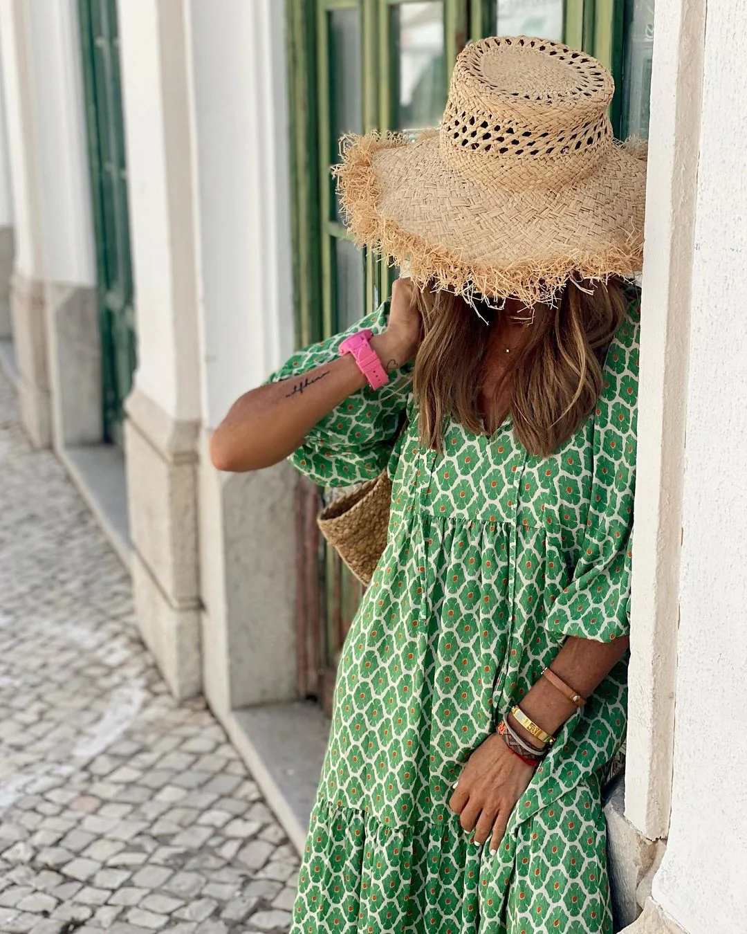 Elegant Long Sleeve Maxi Dress for Women, Flattering Floral Design, Perfect for Formal Events and Special Celebrations - Image 6