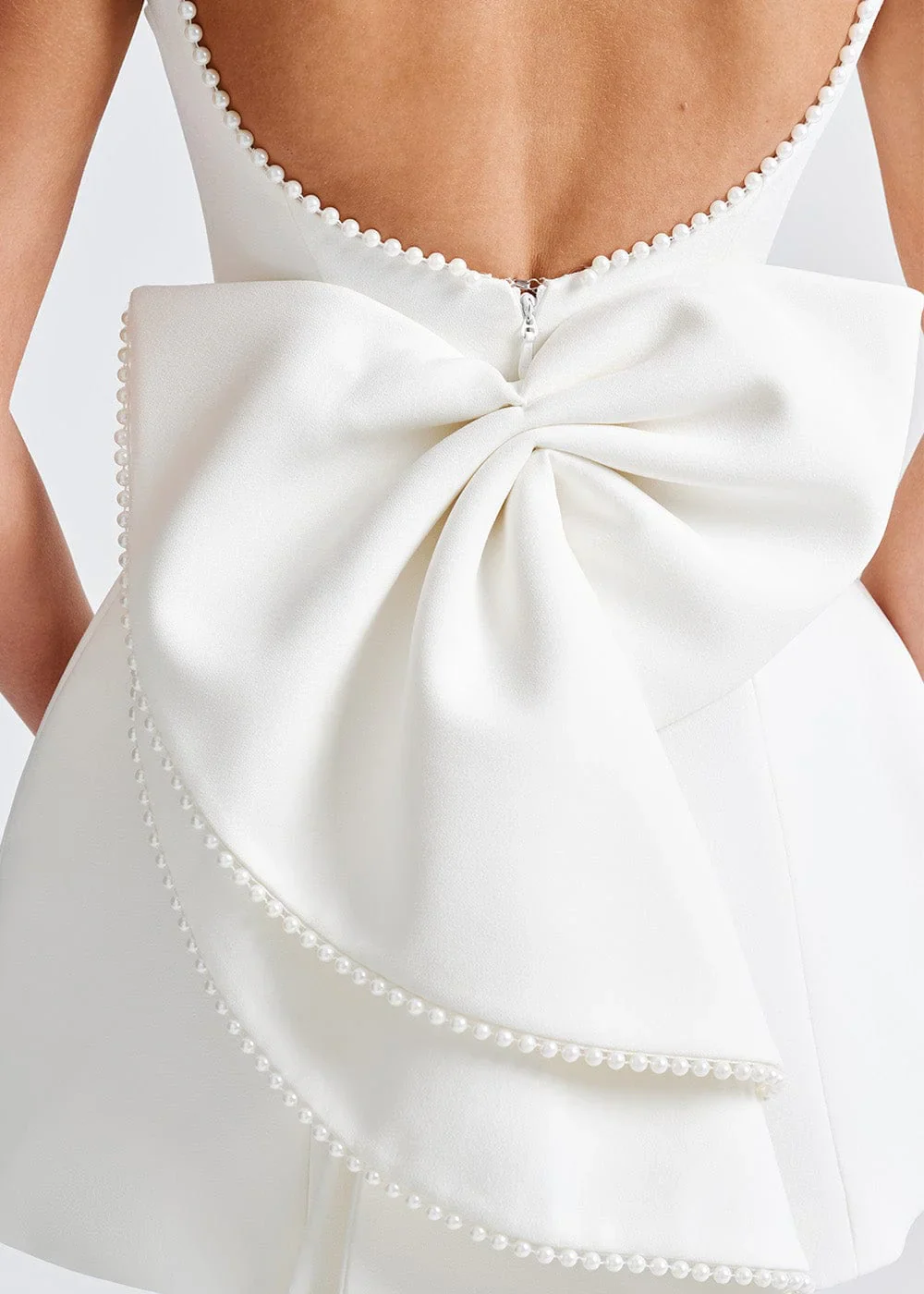 Elegant Pearl Mini Cocktail Dress with Flattering Fit for Formal Occasions and Special Events - Image 4