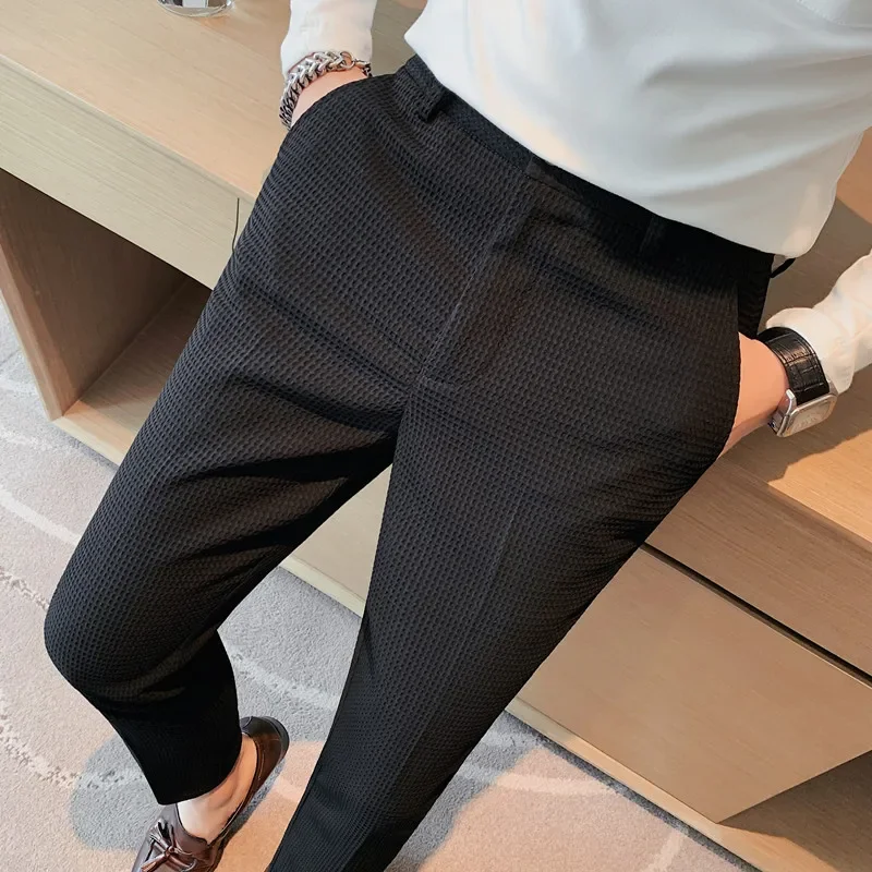 Elegant Plaid Men's Pants, Breathable Fabric, Straight Cut Design for Office and Casual Wear - Image 9
