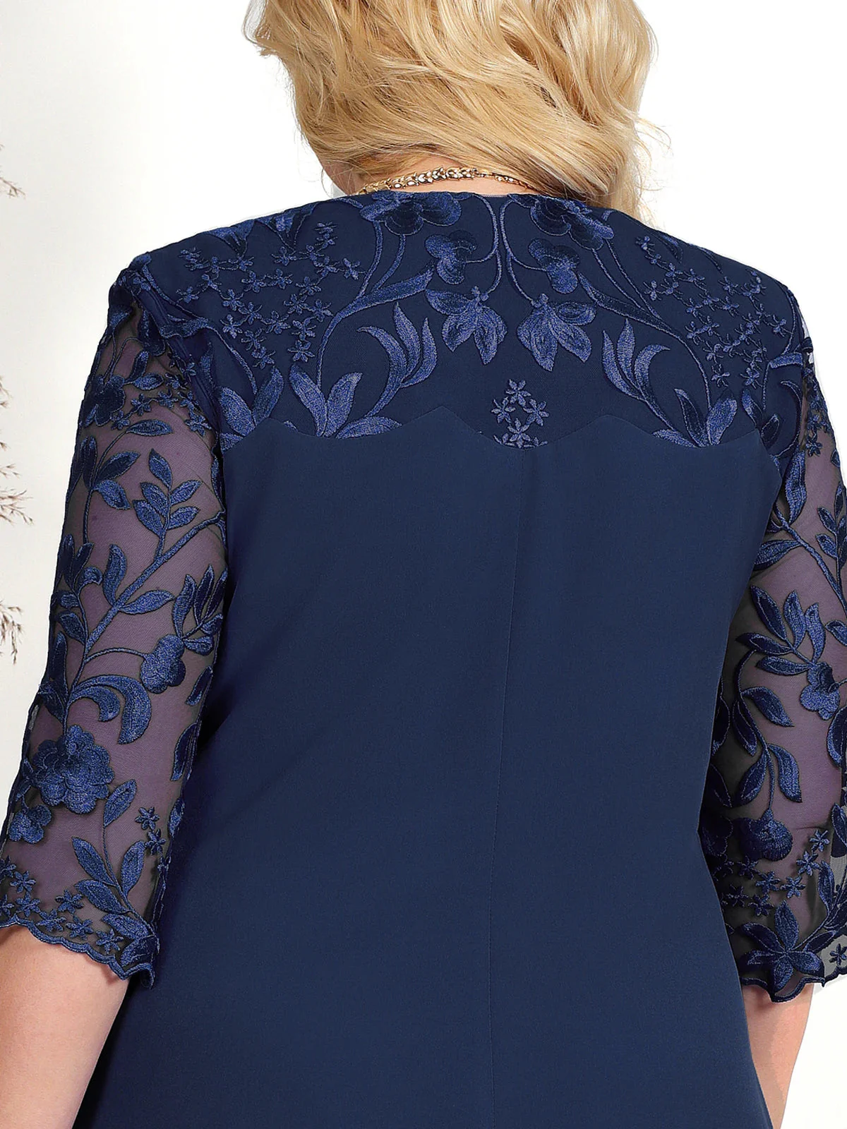 Elegant Plus Size Women's Dress for Formal Occasions, Stylish Wedding Guest Dress, Comfortable Knee-Length Design - Image 5