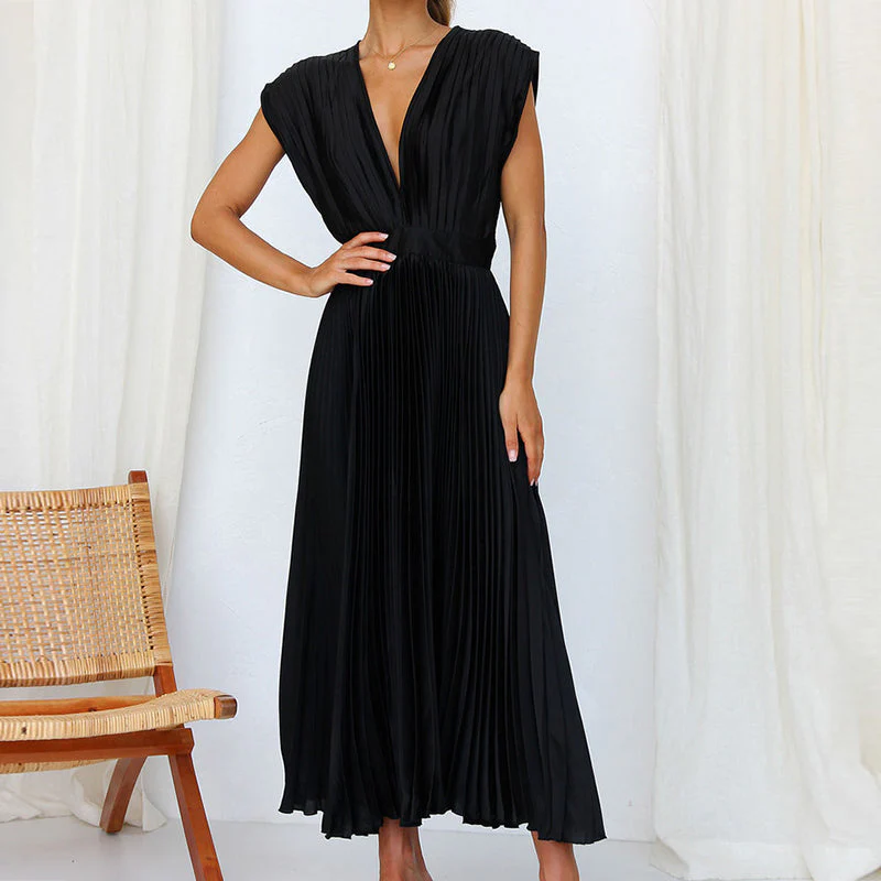 Elegant V-Neck Women's Dress in Luxurious Fabric, Versatile Cocktail and Formal Dress for Day-to-Night Wear - Image 10