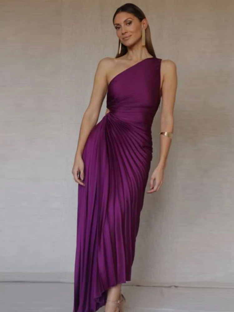 Elegant White Satin Midi Dress for Women, Timeless Design for Parties and Special Occasions - Image 2