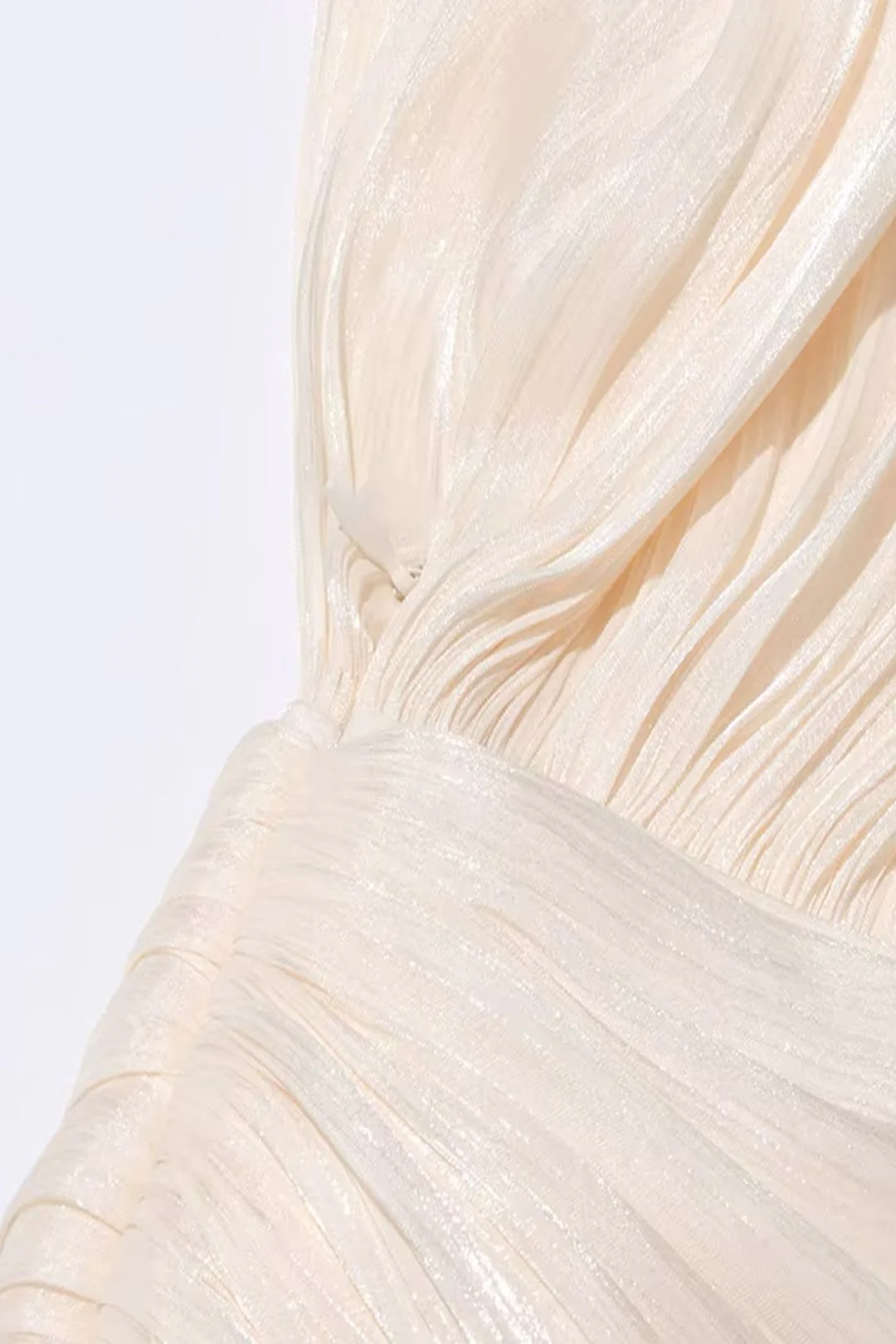 Elegant Women's Dress with Ruched Design, Lantern Sleeves, and High Waist for Summer Events - Image 8