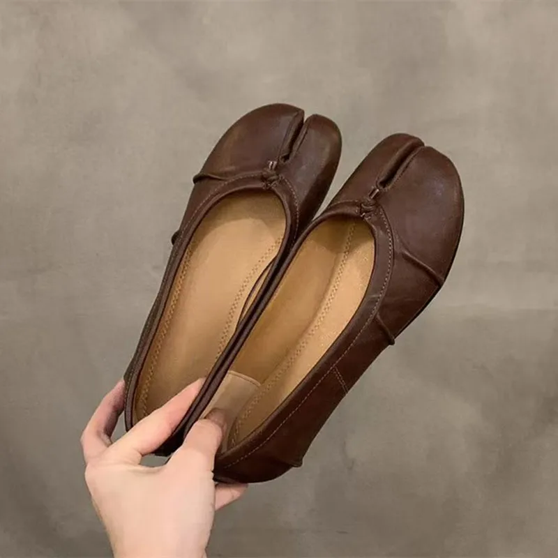 Soft Women Tabi Ballet Flats - Split Toe, Leather, Casual - Image 16