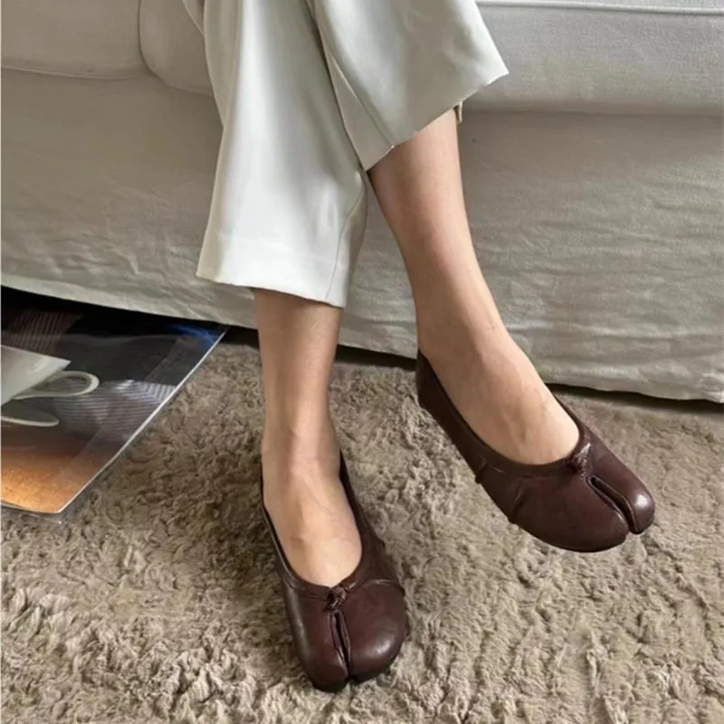 Soft Women Tabi Ballet Flats - Split Toe, Leather, Casual - Image 20