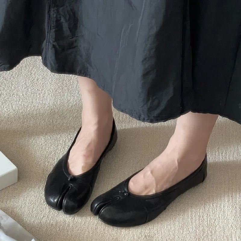 Soft Women Tabi Ballet Flats - Split Toe, Leather, Casual - Image 25