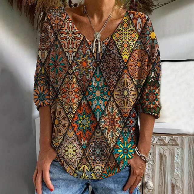 Geometric Print Women's T-Shirt in Cotton-Polyester Blend, V-Neck, Perfect for Spring, Summer, and Autumn - Image 3