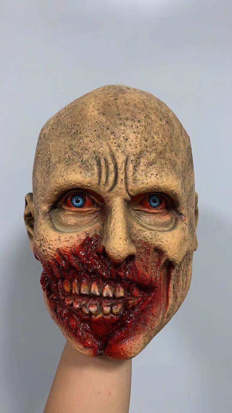 Halloween Latex Horror Mask With Gore Wound Blue Eyes - Image 5