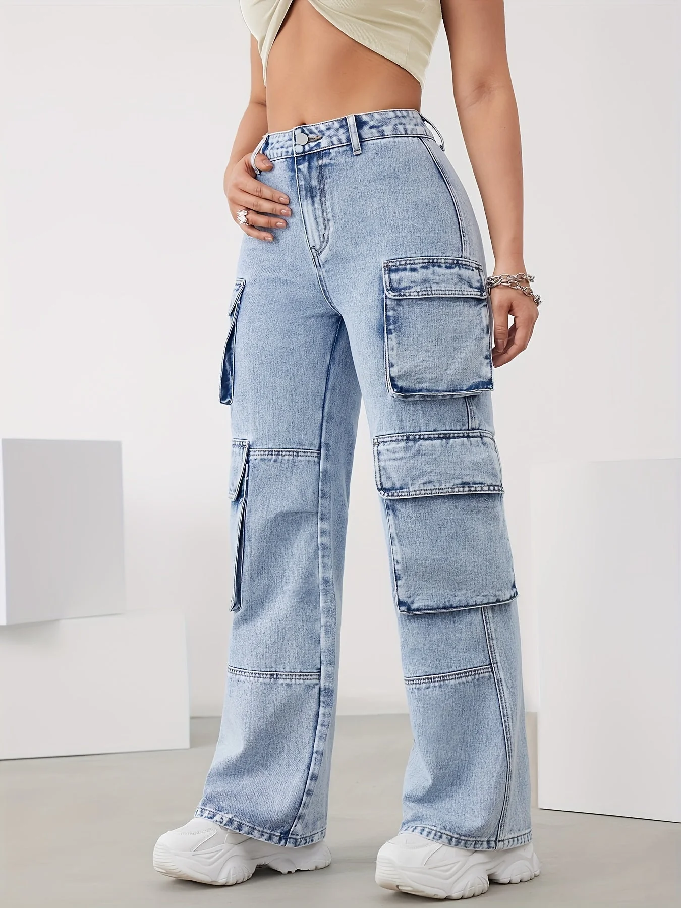 High-Waist Cargo Trousers for Women in Medium Blue, Stretch Fabric, Straight-Leg Fit, Stylish Snowflake Design - Image 3