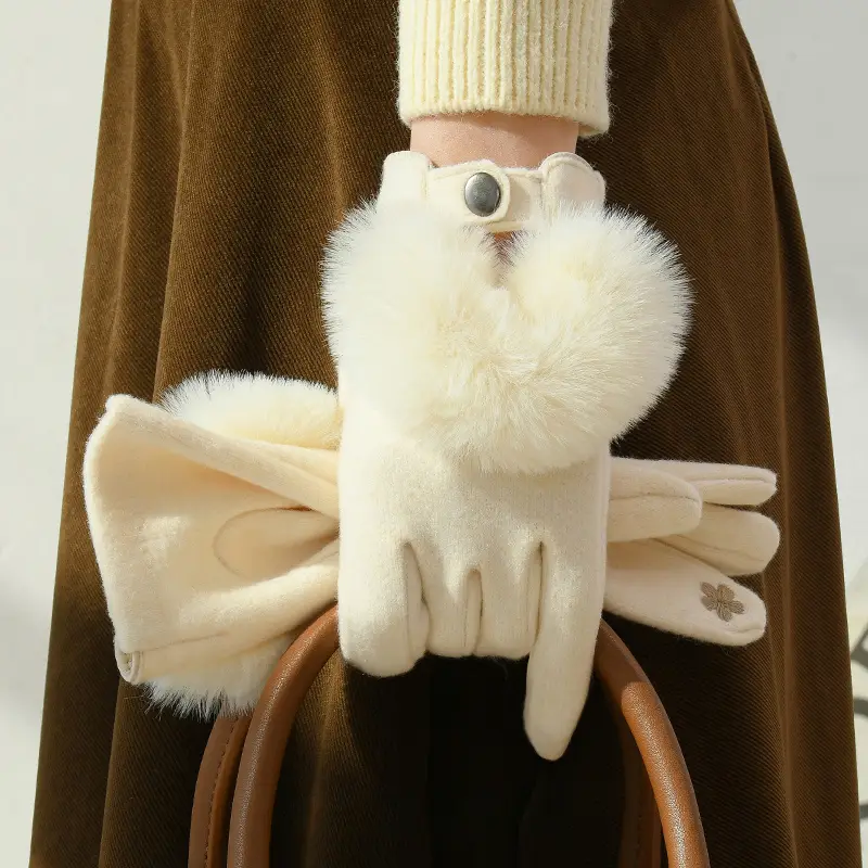 Insulating Women’s Winter Gloves – Faux Fur Trim, Cashmere - Image 4
