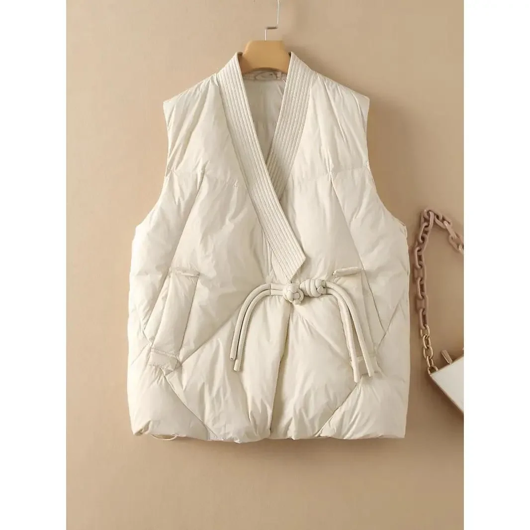 Insulating Womens Vest - Cropped Quilted, Streetwear - Image 17