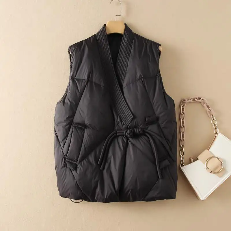 Insulating Womens Vest - Cropped Quilted, Streetwear - Image 5