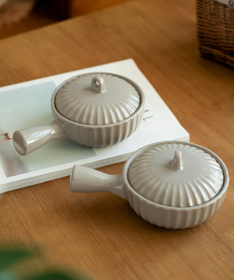 Ceramic Single Handle Bowl With Lid Japanese Style - Image 9