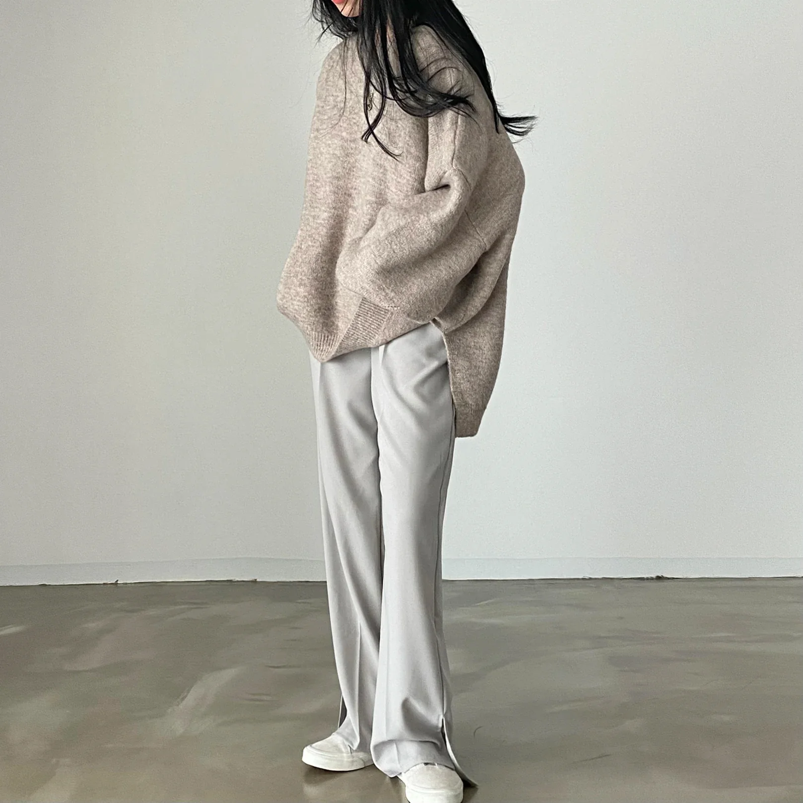 Oversized Cozy Women's Pullover - O Neck, Knit, Office Wear - Image 10