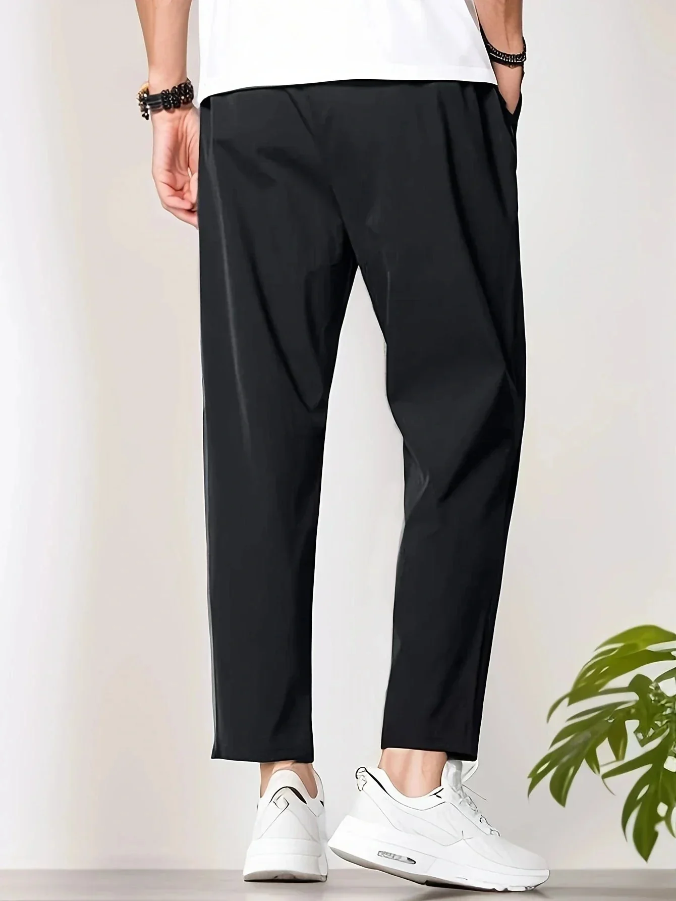 Lightweight & casual men’s trousers – comfortable fit, breathable fabric, for everyday wear - Image 3