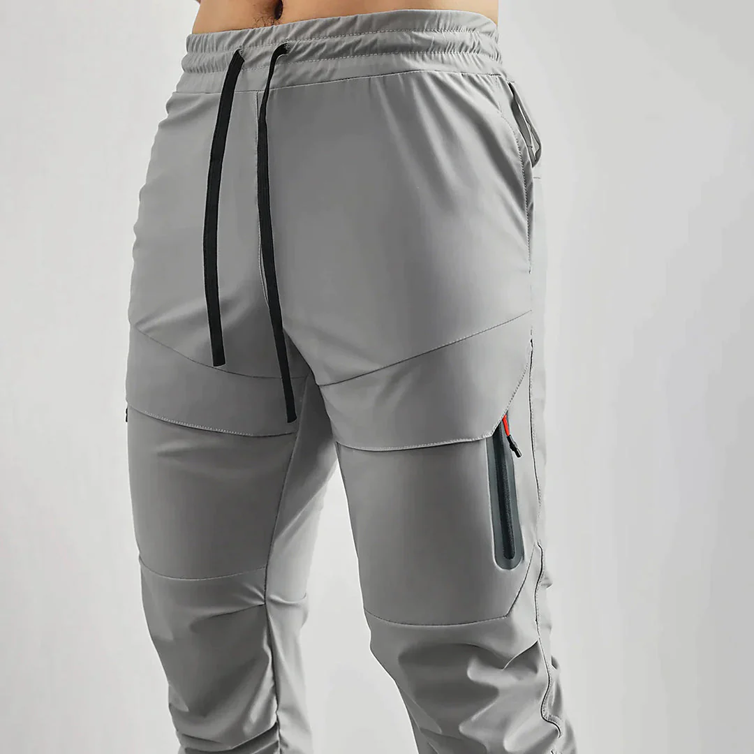 Lightweight men's jogger pants – sleek fit, breathable fabric, for casual outings - Image 5