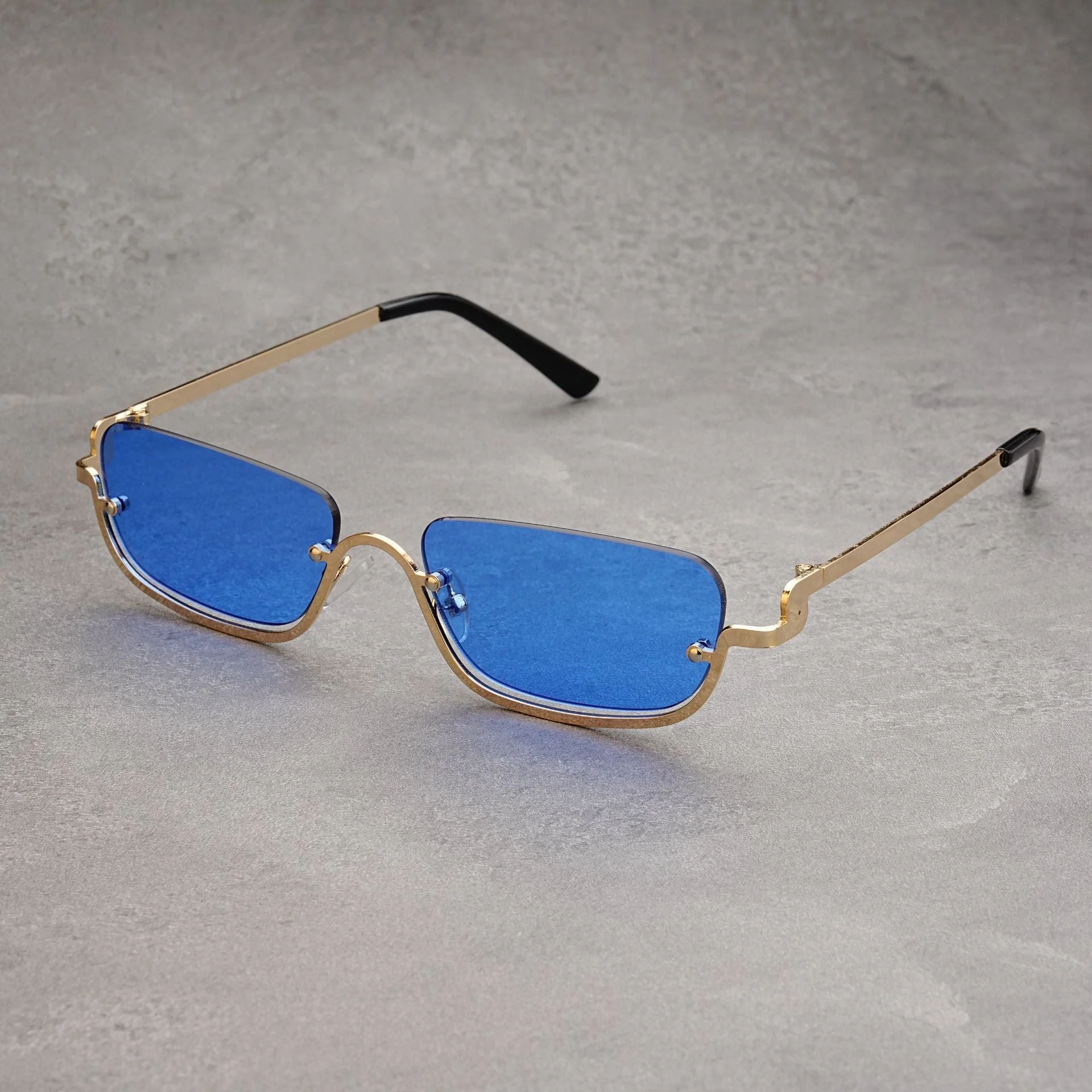 Lightweight men's sunglasses – modern design, UV400 protection, for leisure and sports - Image 5