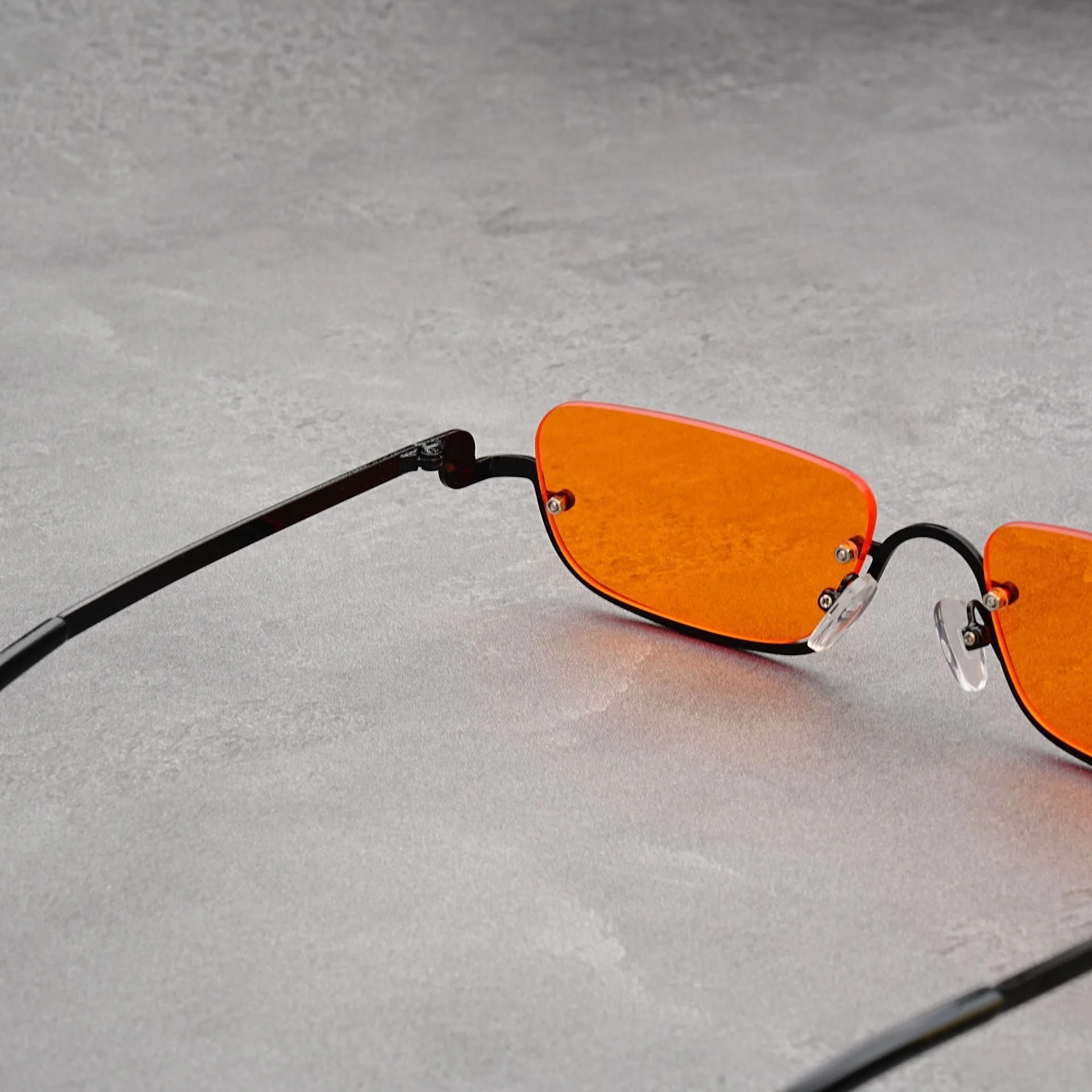 Lightweight men's sunglasses – modern design, UV400 protection, for leisure and sports - Image 6