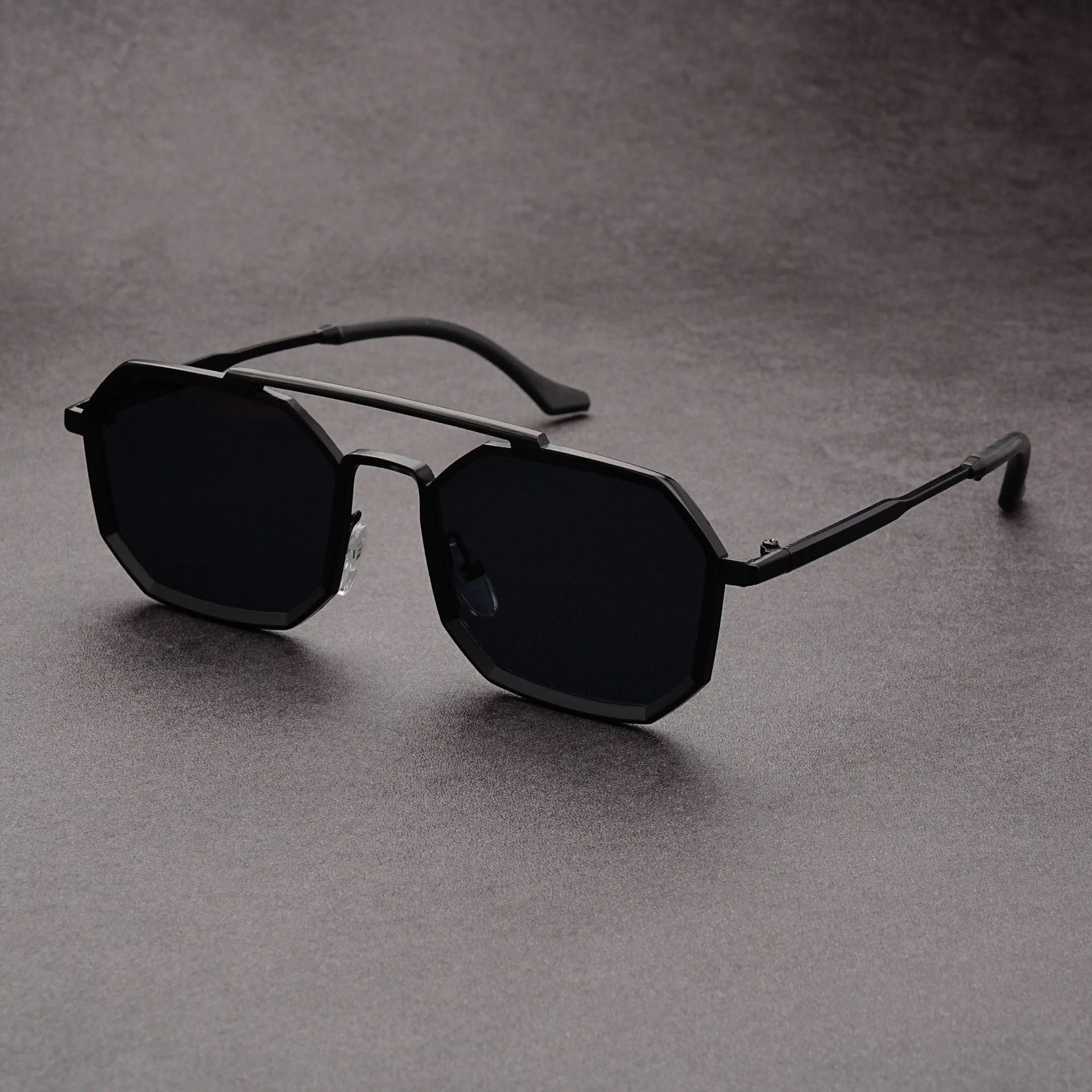 Lightweight men's sunglasses – timeless octagonal design, durable frame, for everyday use - Image 2