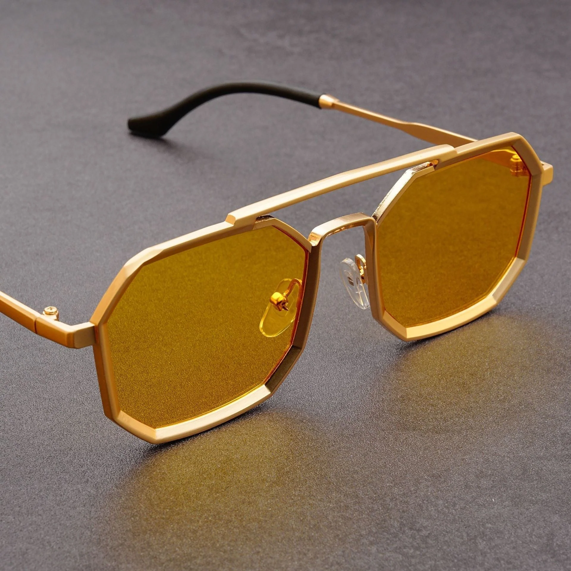 Lightweight men's sunglasses – timeless octagonal design, durable frame, for everyday use - Image 7